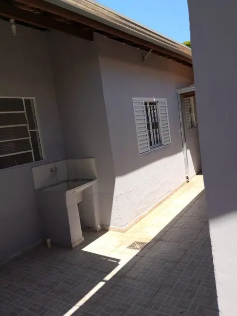 Foto 4 de Casa com 3 quartos para alugar, 250m2 em Núcleo Habitacional Brigadeiro Faria Lima, Indaiatuba - SP