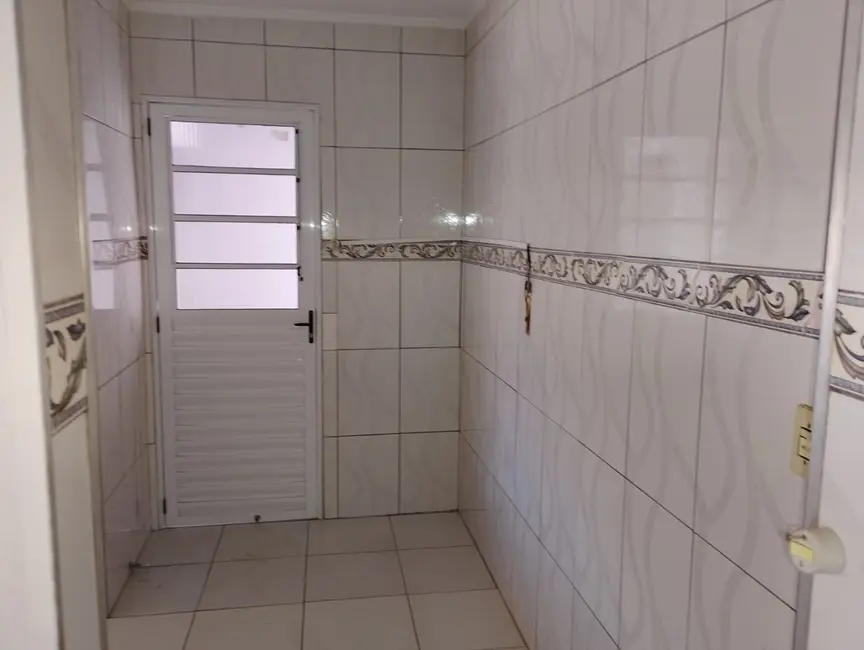 Foto 7 de Casa com 3 quartos para alugar, 250m2 em Núcleo Habitacional Brigadeiro Faria Lima, Indaiatuba - SP