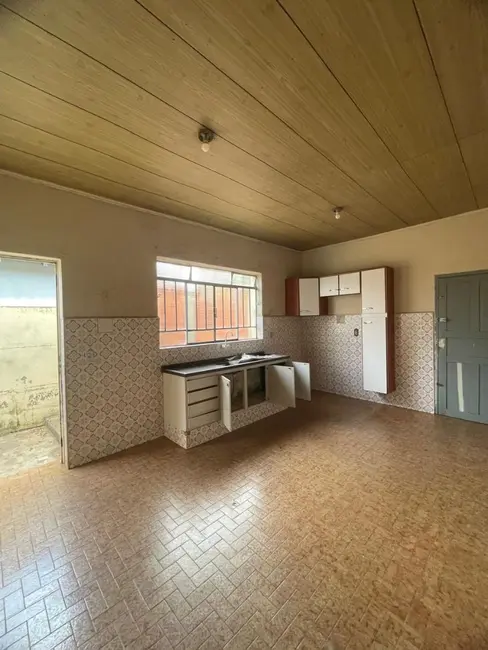 Foto 9 de Casa com 3 quartos para alugar, 220m2 em Elias Fausto - SP