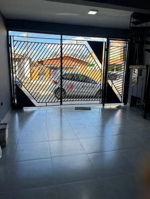 Foto 2 de Casa com 2 quartos para alugar, 250m2 em Itupeva - SP