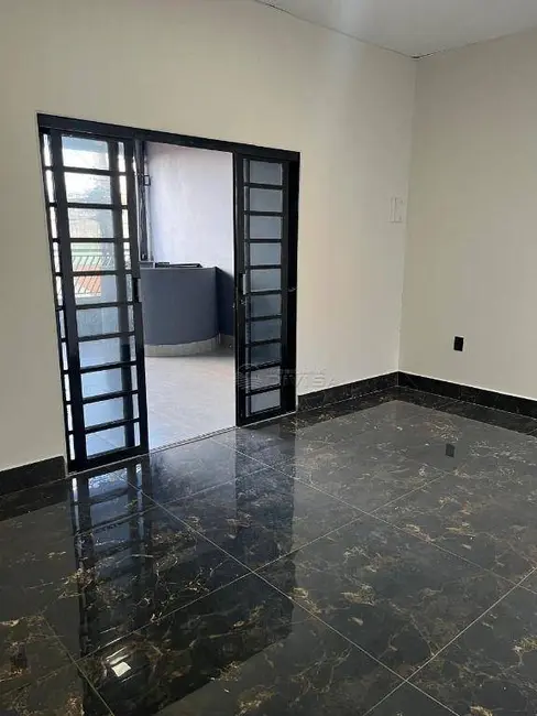 Foto 4 de Casa com 2 quartos para alugar, 250m2 em Itupeva - SP