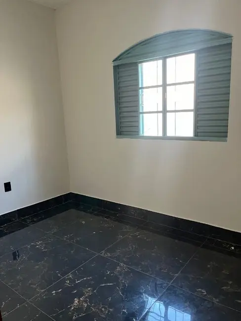 Foto 8 de Casa com 2 quartos para alugar, 250m2 em Itupeva - SP