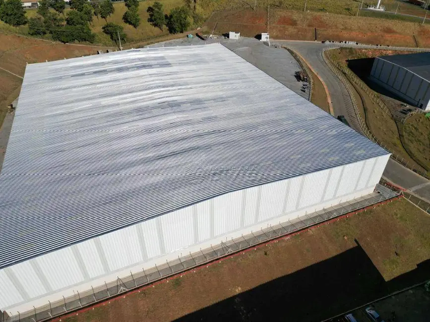 Foto 6 de Armazém / Galpão para alugar, 11014m2 em Extrema - MG