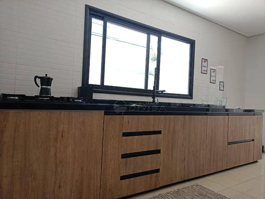 Casa de Condomínio com 3 quartos à venda, 250m2 em Itupeva - SP - imagem 3 Foto 3 de Casa de Condomínio com 3 quartos à venda, 250m2 em Itupeva - SP