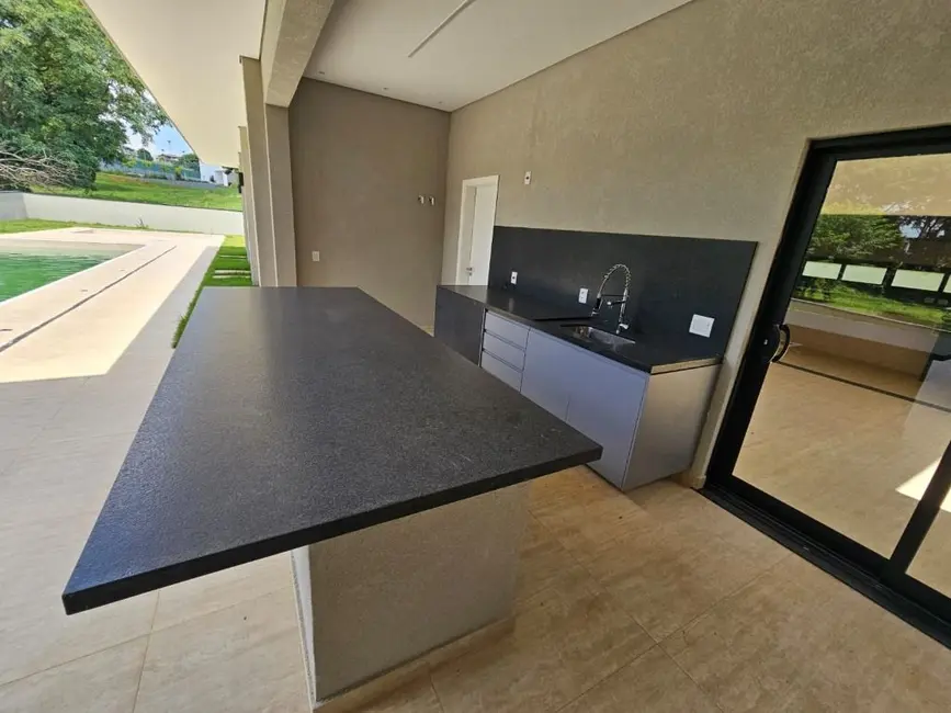 Casa de Condomínio com 5 quartos à venda, 1380m2 em Itupeva - SP - imagem 3 Foto 3 de Casa de Condomínio com 5 quartos à venda, 1380m2 em Itupeva - SP