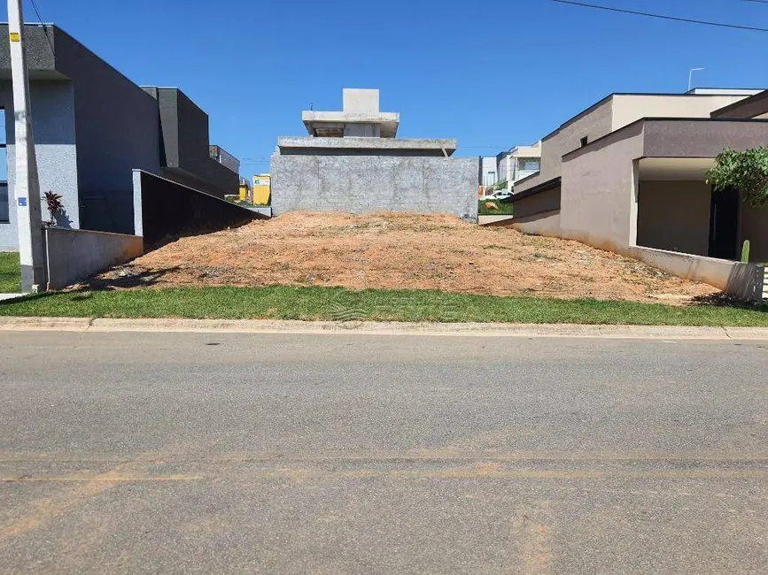 Foto 1 de Terreno / Lote à venda, 300m2 em Itupeva - SP