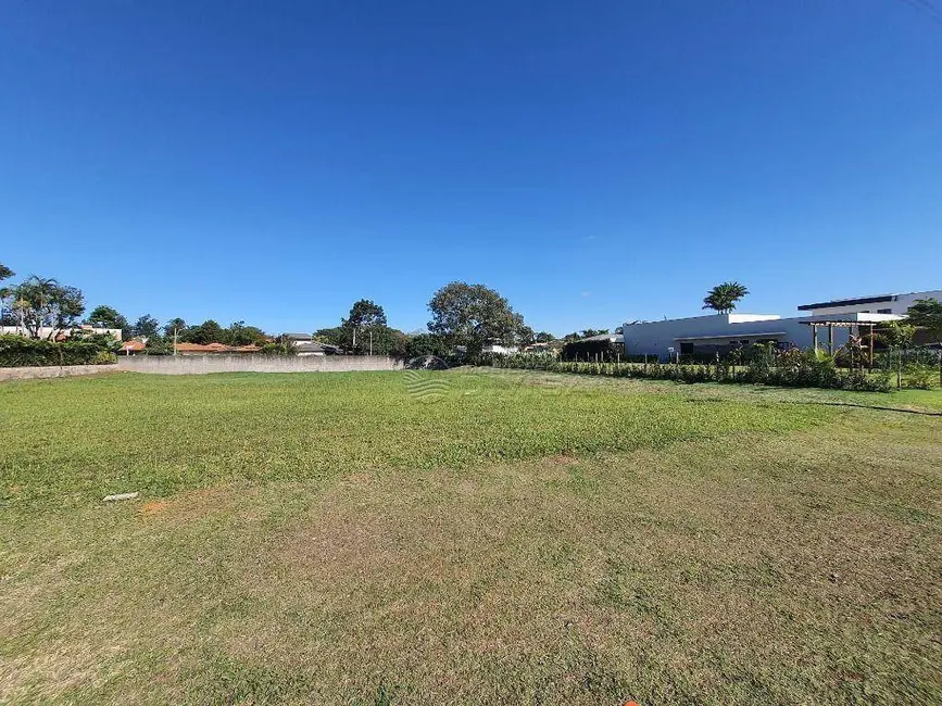 Foto 1 de Terreno / Lote à venda, 1000m2 em Cabreuva - SP