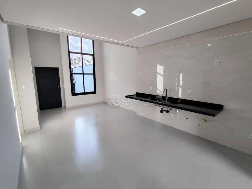 Foto 3 de Casa com 3 quartos à venda, 250m2 em Itupeva - SP