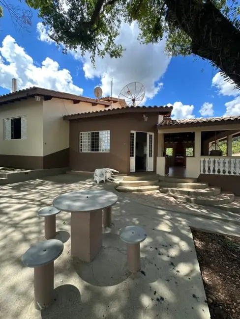 Chácara com 3 quartos à venda, 1550m2 em Itupeva - SP - imagem 1 Foto 1 de Chácara com 3 quartos à venda, 1550m2 em Itupeva - SP