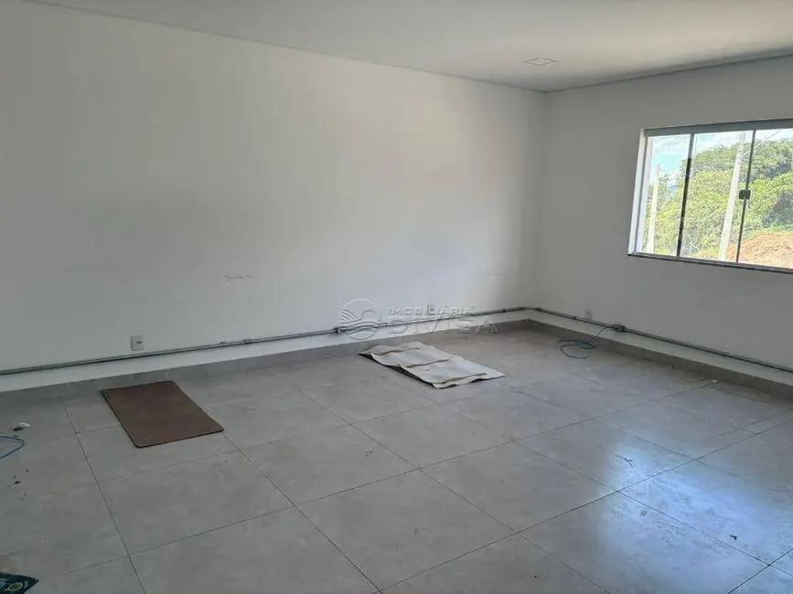 Armazém / Galpão para alugar, 2336m2 em Itupeva - SP - imagem 9 Foto 9 de Armazém / Galpão para alugar, 2336m2 em Itupeva - SP