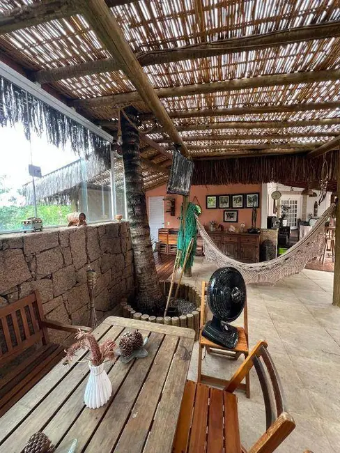 Foto 8 de Casa de Condomínio com 3 quartos à venda, 1250m2 em Itupeva - SP