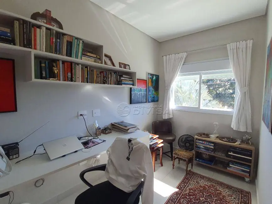 Foto 3 de Casa de Condomínio com 6 quartos à venda, 1000m2 em Cabreuva - SP