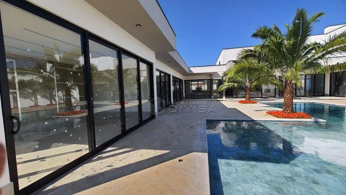 Foto 3 de Casa de Condomínio com 8 quartos à venda, 2071m2 em Cabreuva - SP