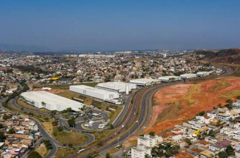 Foto 3 de Armazém / Galpão para alugar, 1371m2 em Vila Cristina, Betim - MG