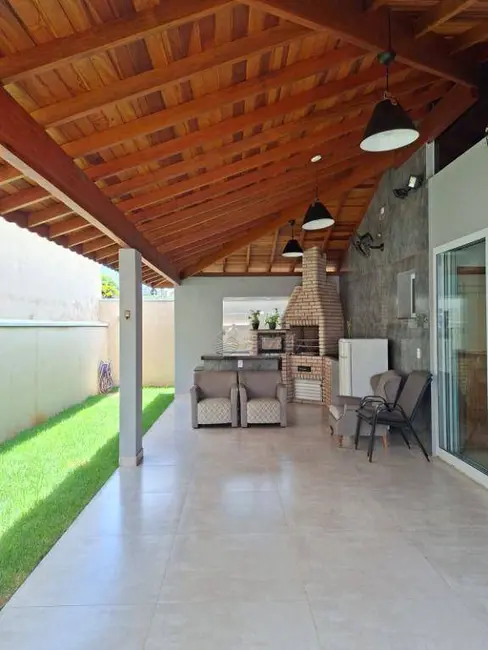 Casa de Condomínio com 3 quartos à venda, 300m2 em Itupeva - SP - imagem 5 Foto 5 de Casa de Condomínio com 3 quartos à venda, 300m2 em Itupeva - SP