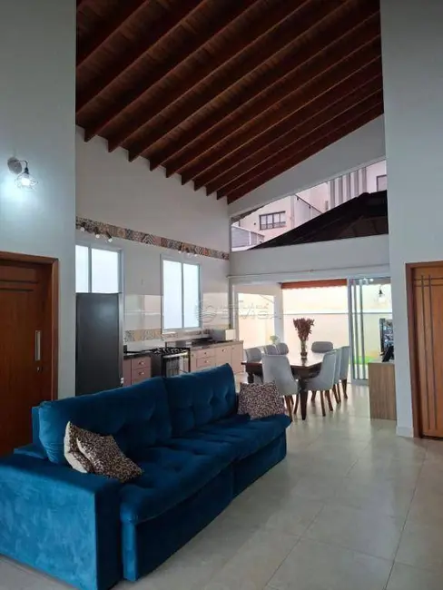 Casa de Condomínio com 3 quartos à venda, 300m2 em Itupeva - SP - imagem 4 Foto 4 de Casa de Condomínio com 3 quartos à venda, 300m2 em Itupeva - SP