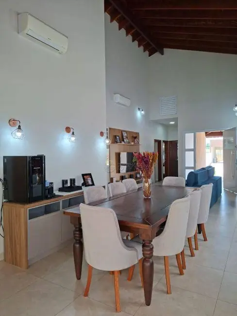 Casa de Condomínio com 3 quartos à venda, 300m2 em Itupeva - SP - imagem 2 Foto 2 de Casa de Condomínio com 3 quartos à venda, 300m2 em Itupeva - SP