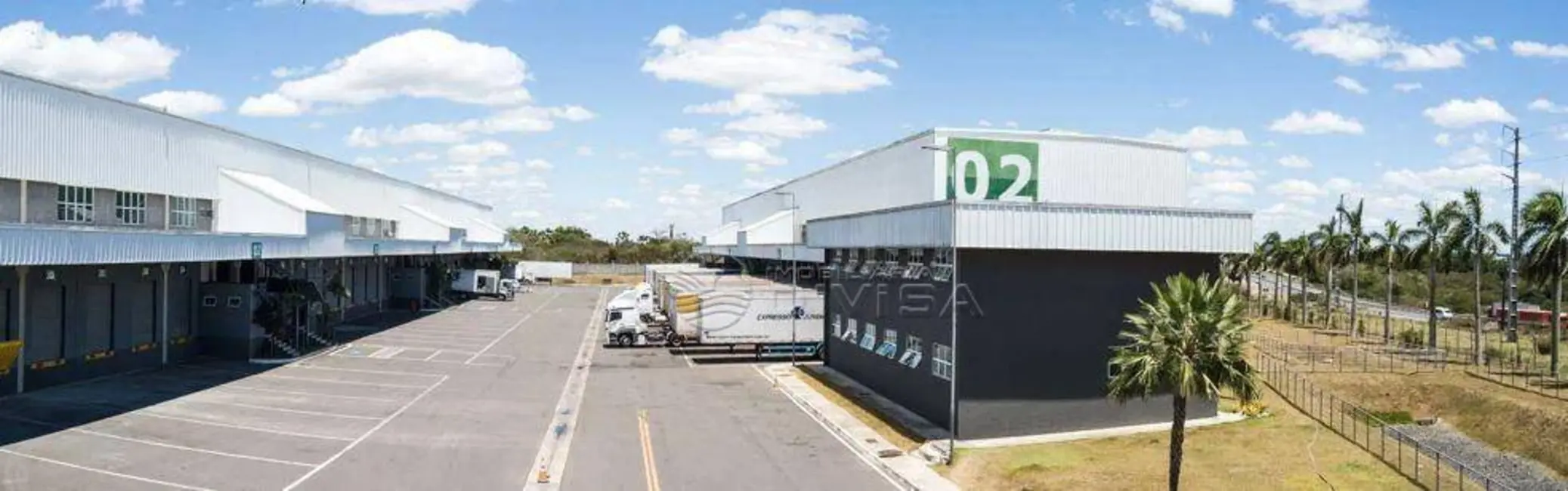 Armazém / Galpão para alugar, 1730m2 em Feira De Santana - BA - imagem 4 Foto 4 de Armazém / Galpão para alugar, 1730m2 em Feira De Santana - BA