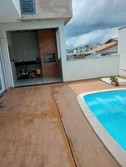 Casa com 2 quartos à venda, 200m2 em Elias Fausto - SP - imagem 6 Foto 6 de Casa com 2 quartos à venda, 200m2 em Elias Fausto - SP