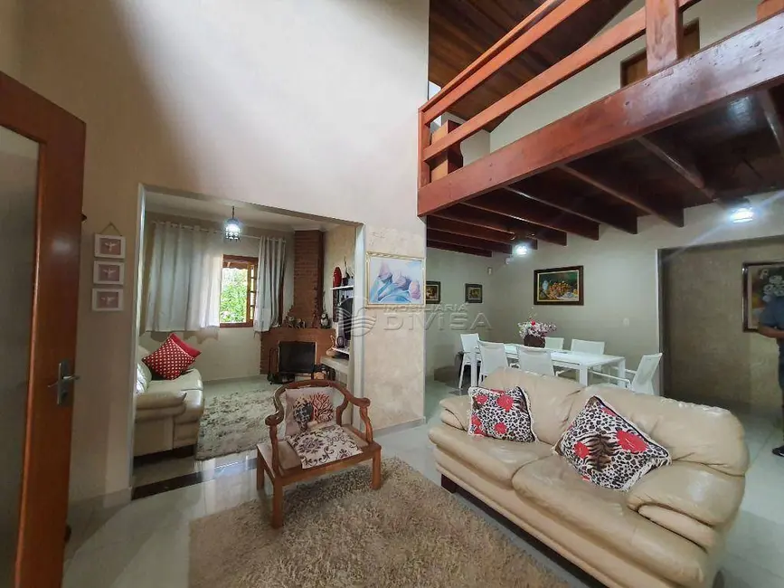 Casa de Condomínio com 3 quartos à venda, 1140m2 em Itupeva - SP - imagem 7 Foto 7 de Casa de Condomínio com 3 quartos à venda, 1140m2 em Itupeva - SP