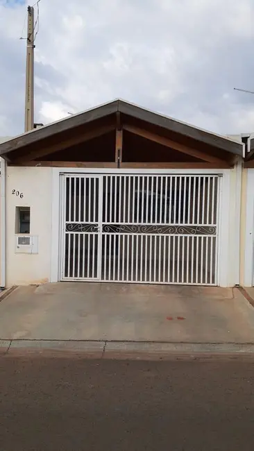 Casa com 3 quartos à venda, 125m2 em Elias Fausto - SP - imagem 2 Foto 2 de Casa com 3 quartos à venda, 125m2 em Elias Fausto - SP