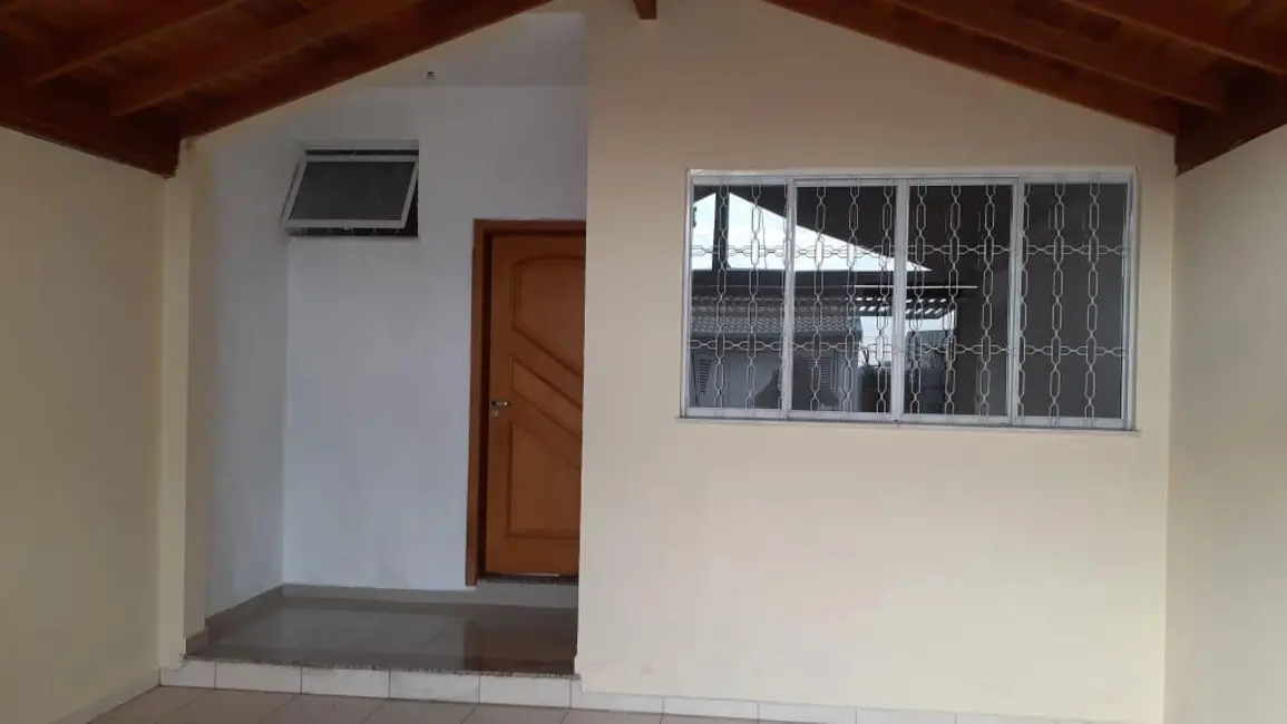 Casa com 3 quartos à venda, 125m2 em Elias Fausto - SP - imagem 5 Foto 5 de Casa com 3 quartos à venda, 125m2 em Elias Fausto - SP