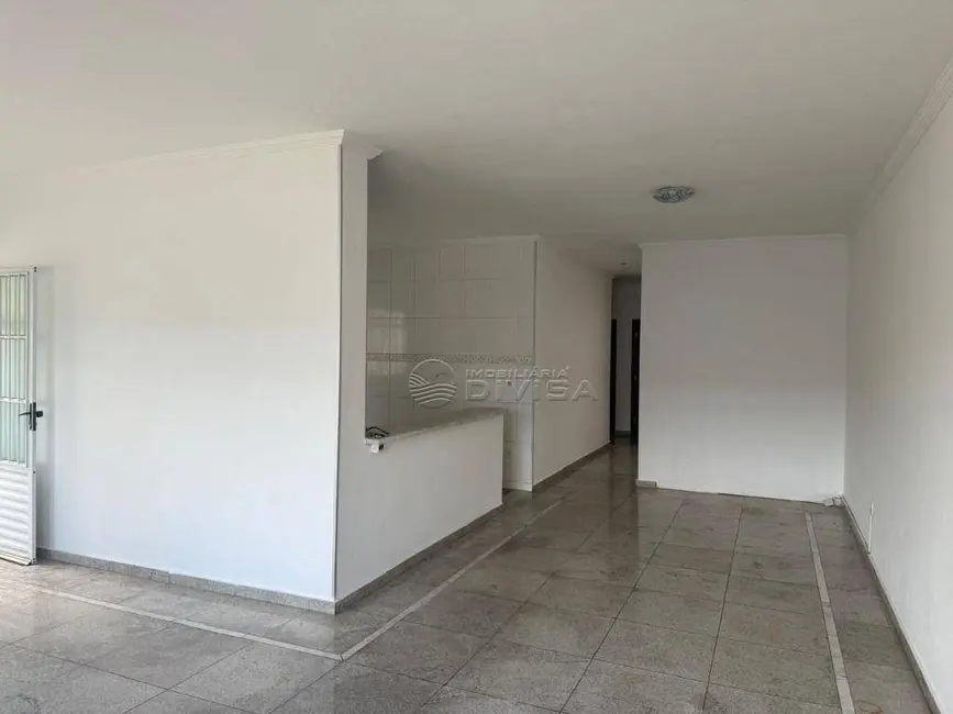 Foto 1 de Casa com 3 quartos para alugar, 200m2 em Itupeva - SP