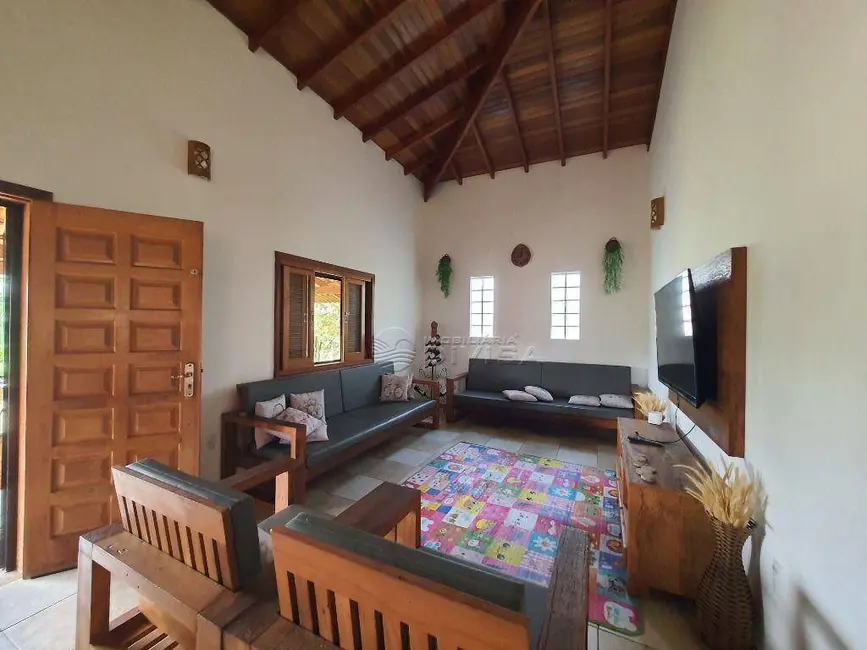 Chácara com 3 quartos para alugar, 2225m2 em Itupeva - SP - imagem 5 Foto 5 de Chácara com 3 quartos para alugar, 2225m2 em Itupeva - SP