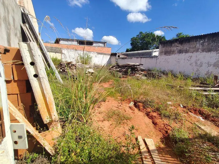 Foto 1 de Terreno / Lote à venda, 384m2 em Itupeva - SP