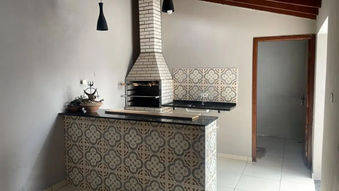 Foto 6 de Casa com 2 quartos para alugar, 188m2 em Parque Amarylis, Itupeva - SP