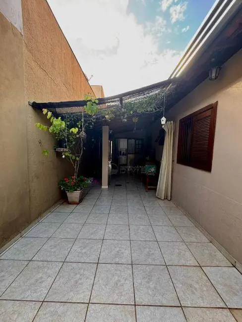 Foto 9 de Casa com 2 quartos à venda, 175m2 em Parque Residencial Jundiaí, Jundiai - SP