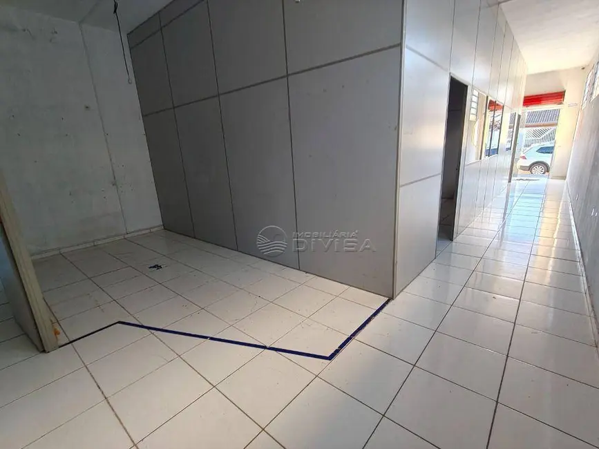 Foto 8 de Sala Comercial à venda e para alugar, 200m2 em Itupeva - SP