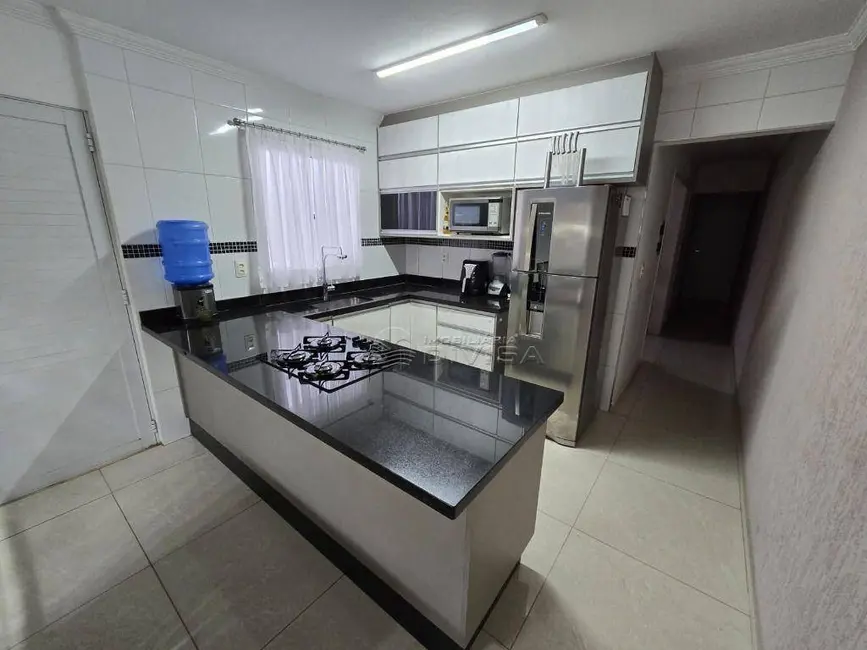Foto 1 de Casa com 2 quartos à venda, 125m2 em Fazenda Grande, Jundiai - SP