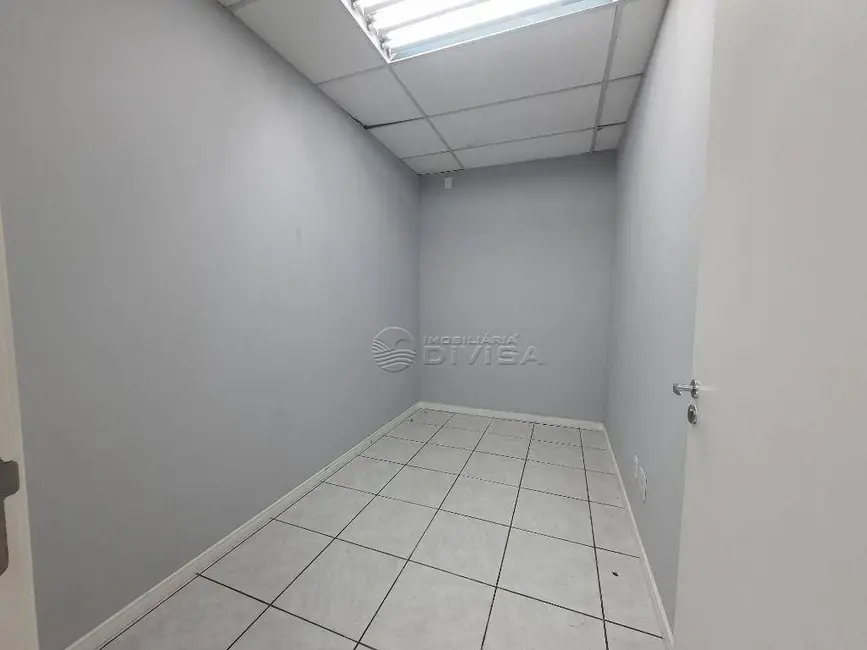 Foto 16 de Casa para alugar, 339m2 em Itupeva - SP