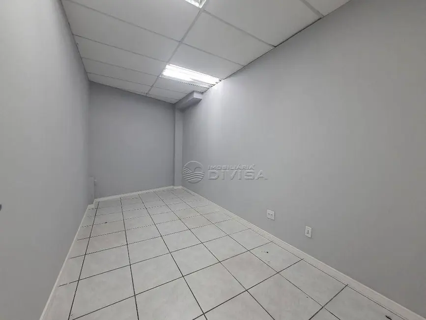 Foto 11 de Casa para alugar, 339m2 em Itupeva - SP