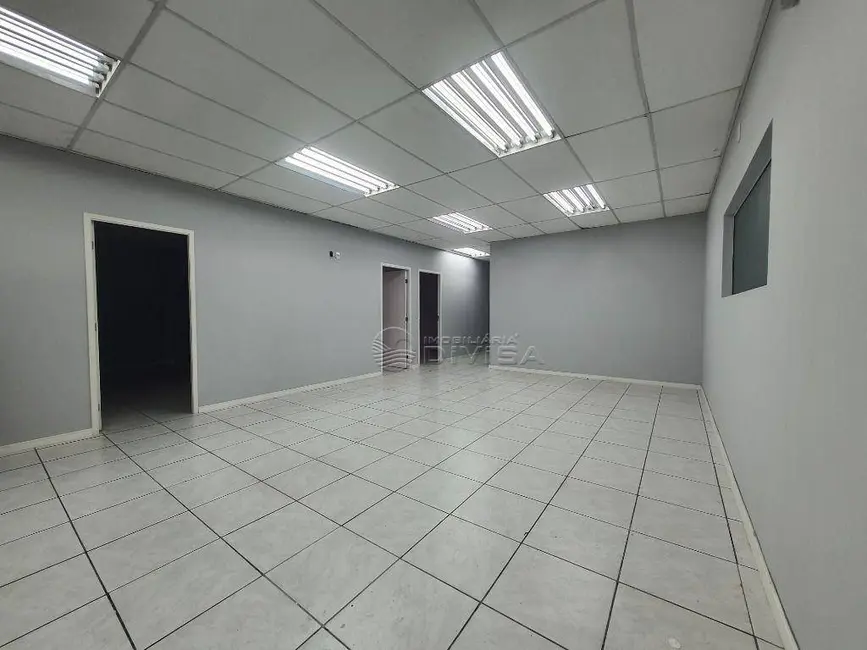 Foto 10 de Casa para alugar, 339m2 em Itupeva - SP