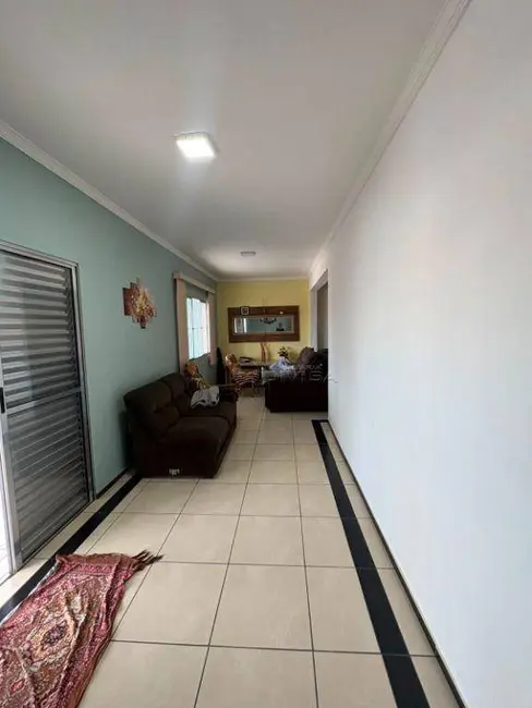 Casa com 2 quartos para alugar, 250m2 em Itupeva - SP - imagem 9 Foto 9 de Casa com 2 quartos para alugar, 250m2 em Itupeva - SP