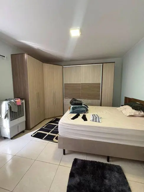 Casa com 2 quartos para alugar, 250m2 em Itupeva - SP - imagem 5 Foto 5 de Casa com 2 quartos para alugar, 250m2 em Itupeva - SP