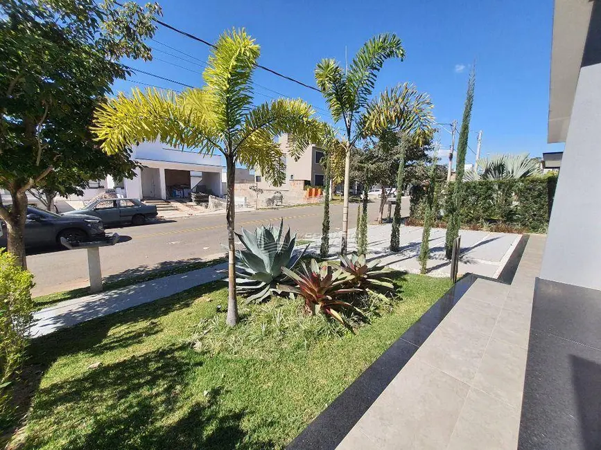 Casa de Condomínio com 3 quartos à venda, 300m2 em Itupeva - SP - imagem 2 Foto 2 de Casa de Condomínio com 3 quartos à venda, 300m2 em Itupeva - SP