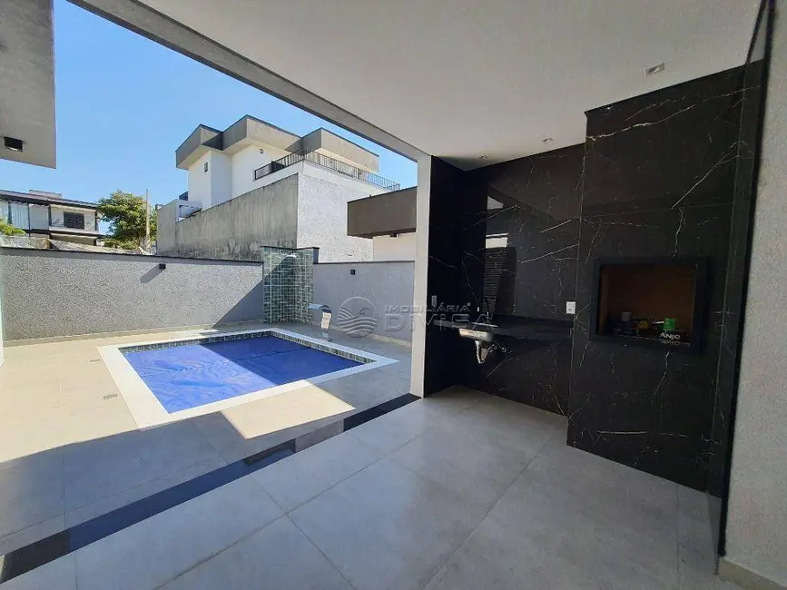 Casa de Condomínio com 3 quartos à venda, 300m2 em Itupeva - SP - imagem 3 Foto 3 de Casa de Condomínio com 3 quartos à venda, 300m2 em Itupeva - SP