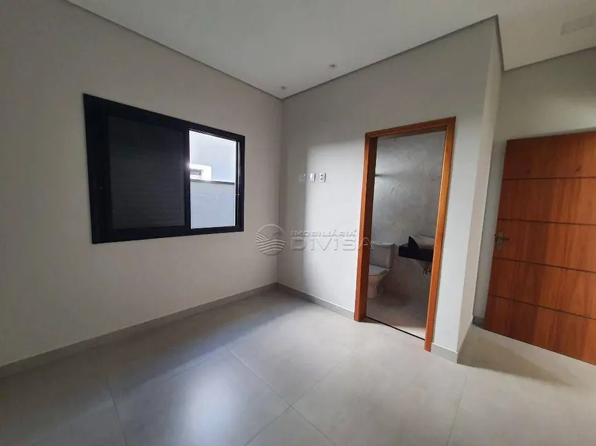 Casa de Condomínio com 3 quartos à venda, 300m2 em Itupeva - SP - imagem 7 Foto 7 de Casa de Condomínio com 3 quartos à venda, 300m2 em Itupeva - SP