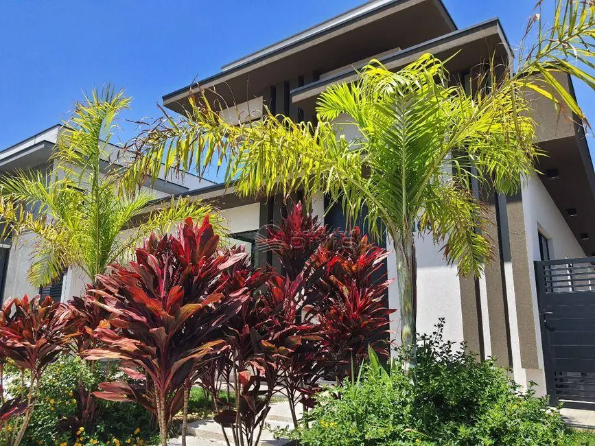 Casa de Condomínio com 3 quartos à venda, 300m2 em Itupeva - SP - imagem 5 Foto 5 de Casa de Condomínio com 3 quartos à venda, 300m2 em Itupeva - SP