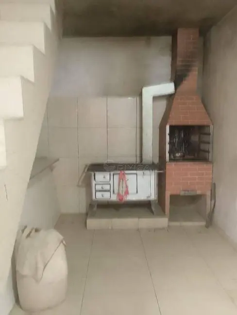 Foto 4 de Casa com 2 quartos para alugar, 175m2 em Itupeva - SP