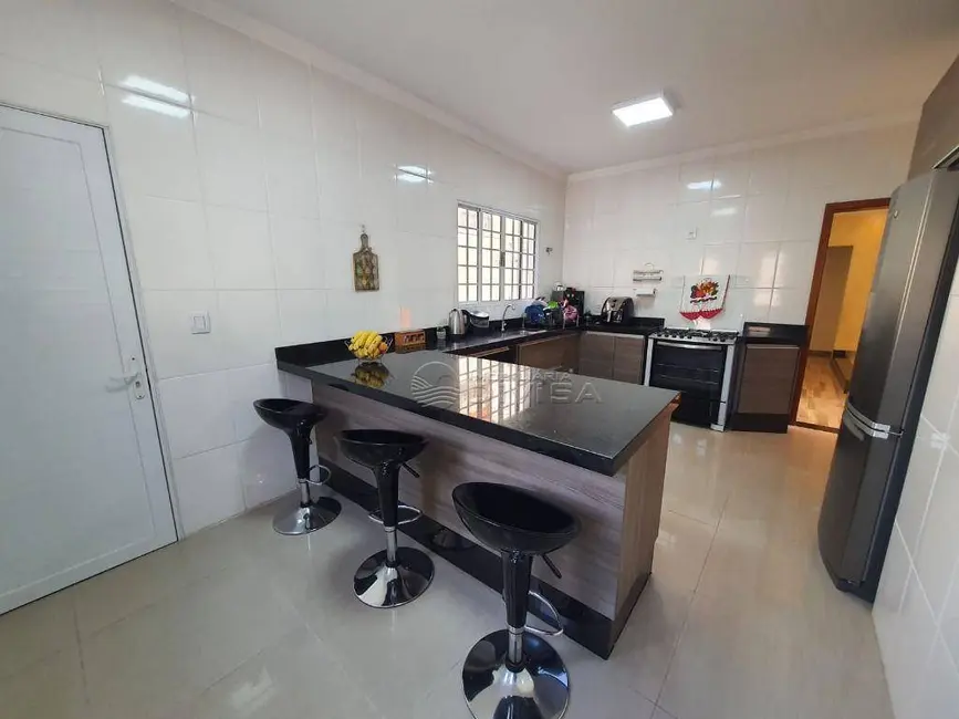 Casa com 3 quartos à venda, 299m2 em Itupeva - SP - imagem 6 Foto 6 de Casa com 3 quartos à venda, 299m2 em Itupeva - SP