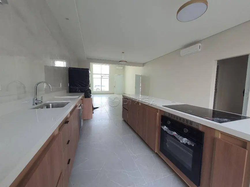 Foto 2 de Casa com 3 quartos para alugar, 300m2 em Jardim Santa Rosa, Jundiai - SP