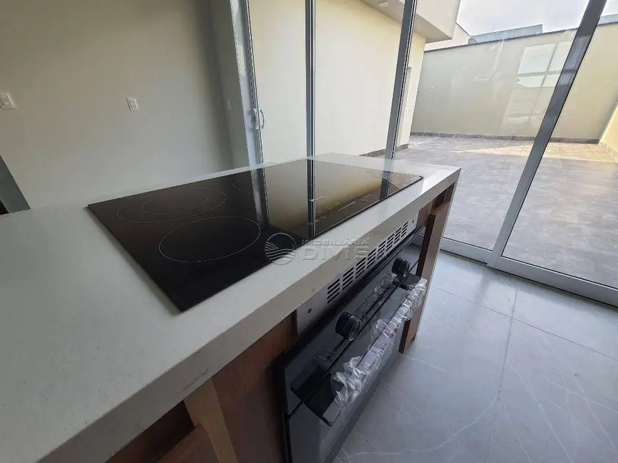 Foto 4 de Casa com 3 quartos para alugar, 300m2 em Jardim Santa Rosa, Jundiai - SP