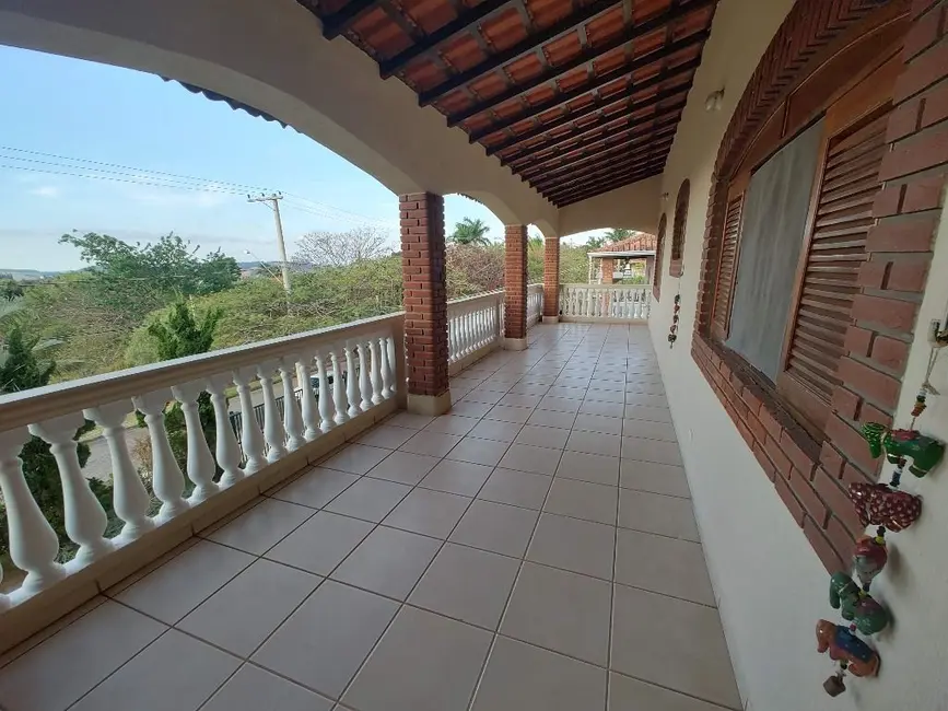 Foto 6 de Chácara com 3 quartos à venda e para alugar, 1000m2 em Itupeva - SP