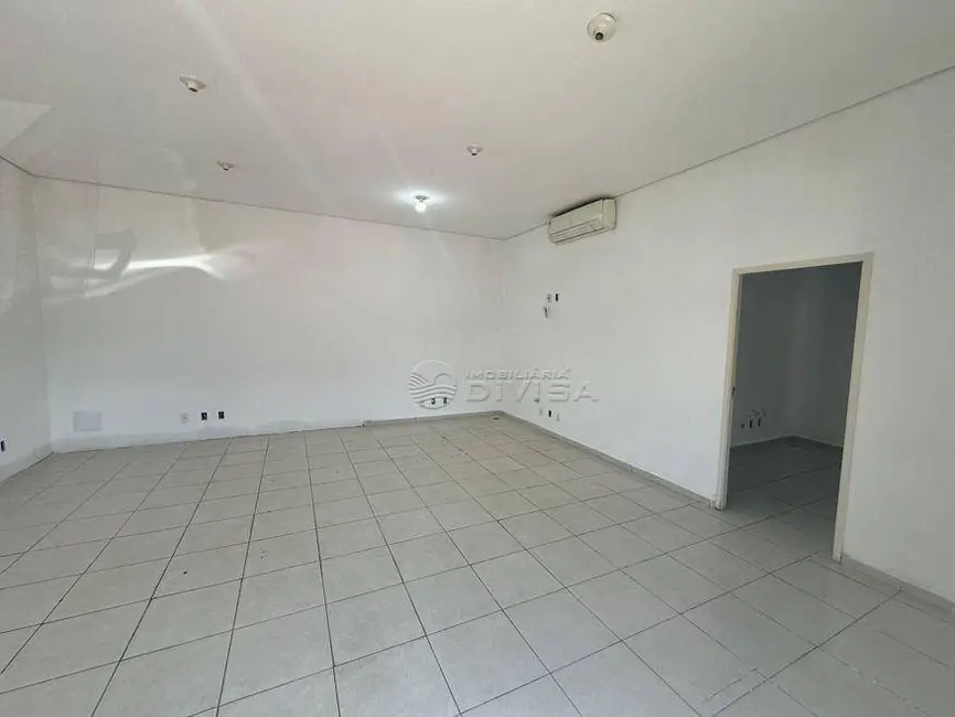 Sala Comercial para alugar, 61m2 em Itupeva - SP - imagem 2 Foto 2 de Sala Comercial para alugar, 61m2 em Itupeva - SP
