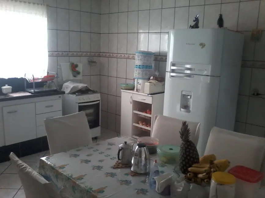 Casa com 3 quartos à venda, 162m2 em Elias Fausto - SP - imagem 8 Foto 8 de Casa com 3 quartos à venda, 162m2 em Elias Fausto - SP