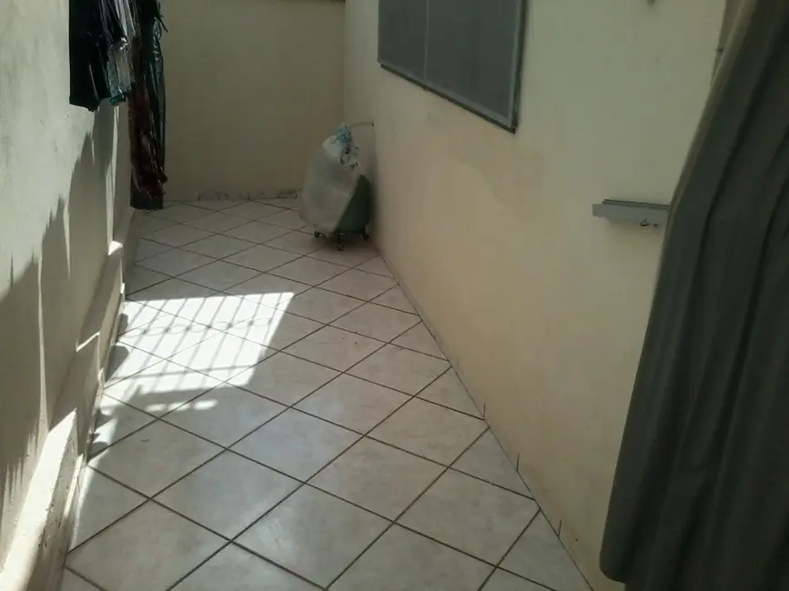 Casa com 3 quartos à venda, 162m2 em Elias Fausto - SP - imagem 6 Foto 6 de Casa com 3 quartos à venda, 162m2 em Elias Fausto - SP